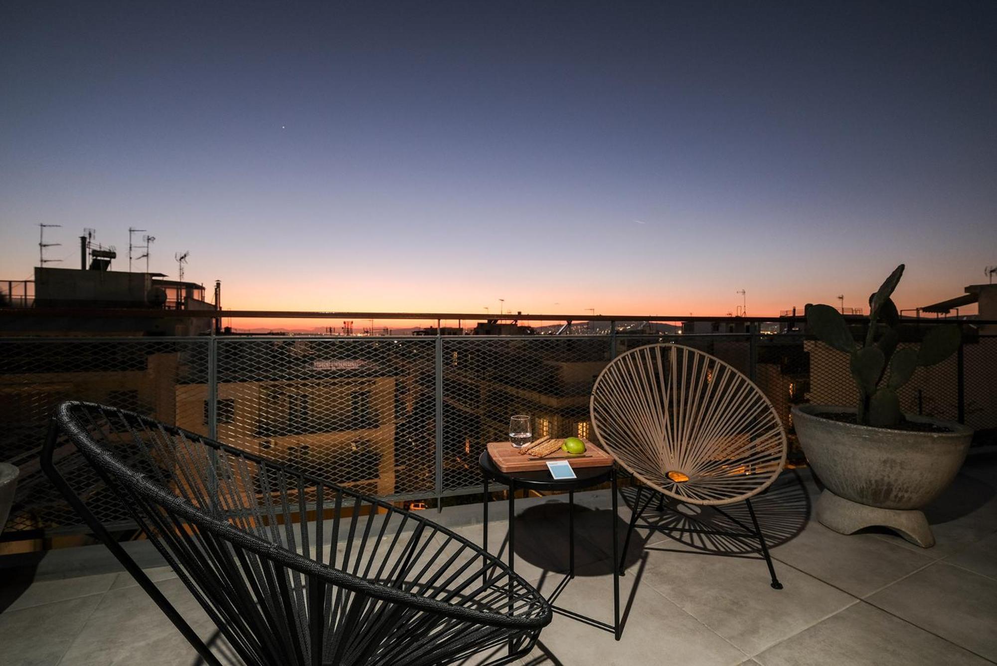 Strefi Hill Suites Athen Exterior foto